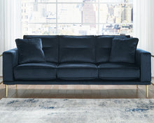Load image into Gallery viewer, Macleary Sofa