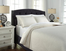 Load image into Gallery viewer, Raleda 3-Piece Queen Coverlet Set image