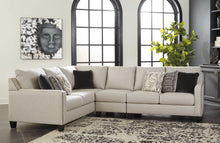 Load image into Gallery viewer, Hallenberg 3-Piece Sectional
