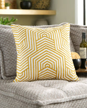 Load image into Gallery viewer, Adrik Pillow (Set of 4)
