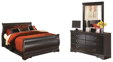 Load image into Gallery viewer, Huey Vineyard 5-Piece Bedroom Set
