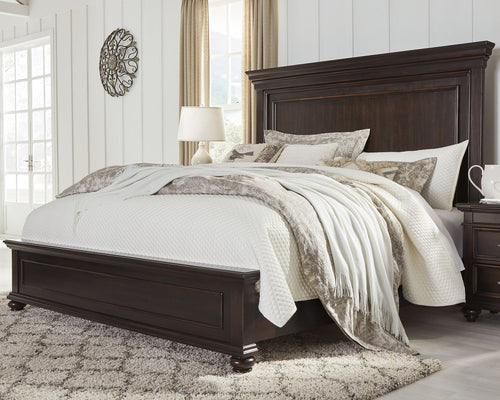 Brynhurst Queen Panel Bed image