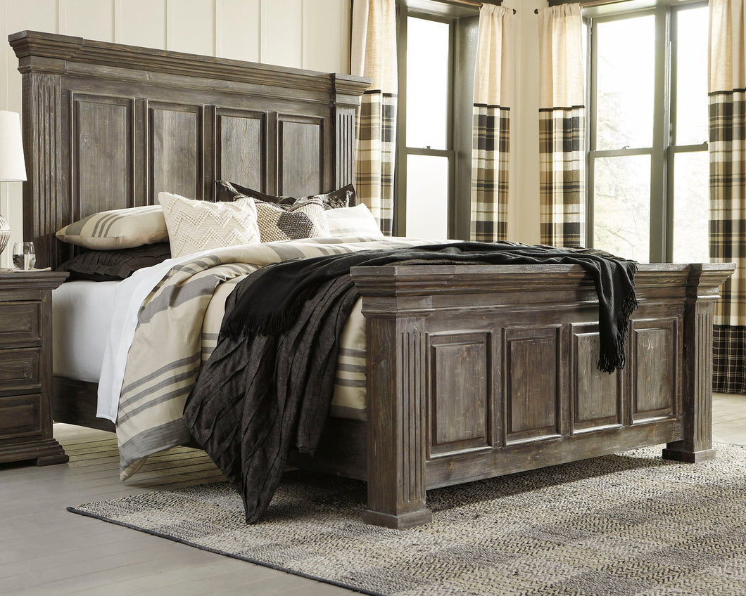 Wyndahl King Panel Bed image