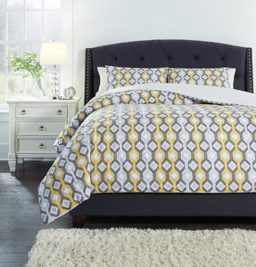 Mato 3-Piece King Comforter Set image